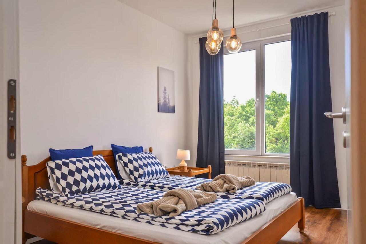 סופיה South Park, Vitosha View, 2-Bdr, 2-Bthr Apartment By Flat Mаnager מראה חיצוני תמונה